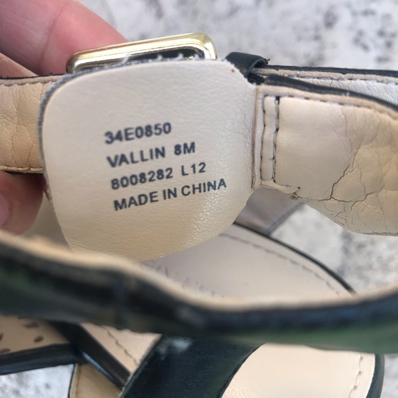 Calvin Klein Vallin SnakeSkin Print Chunky… - Picture 5 of 8